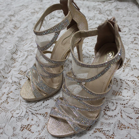 Elegant Collection Shoes - Glitter Platform Heels